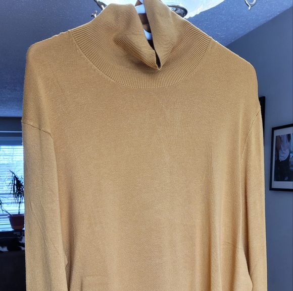 Simons, Le 31 brand, NWOT gold breathable turtleneck. Viscose and nylon. US XL - Picture 7 of 11